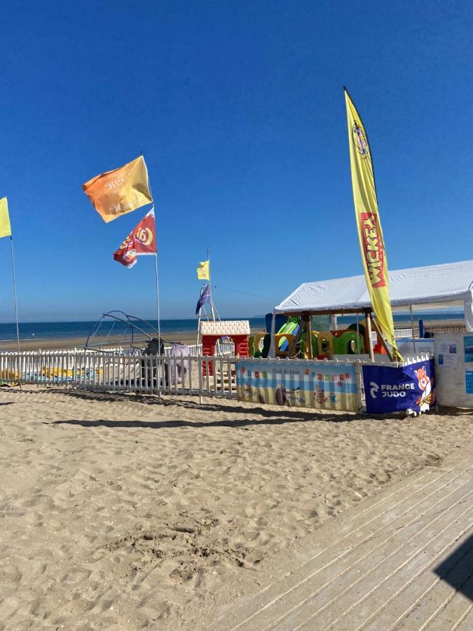 La Villa L'Oiseau Bleu Proche De La Plage Et De Deauville !!! Awards 2025 Blonville-sur-Mer Bagian luar foto